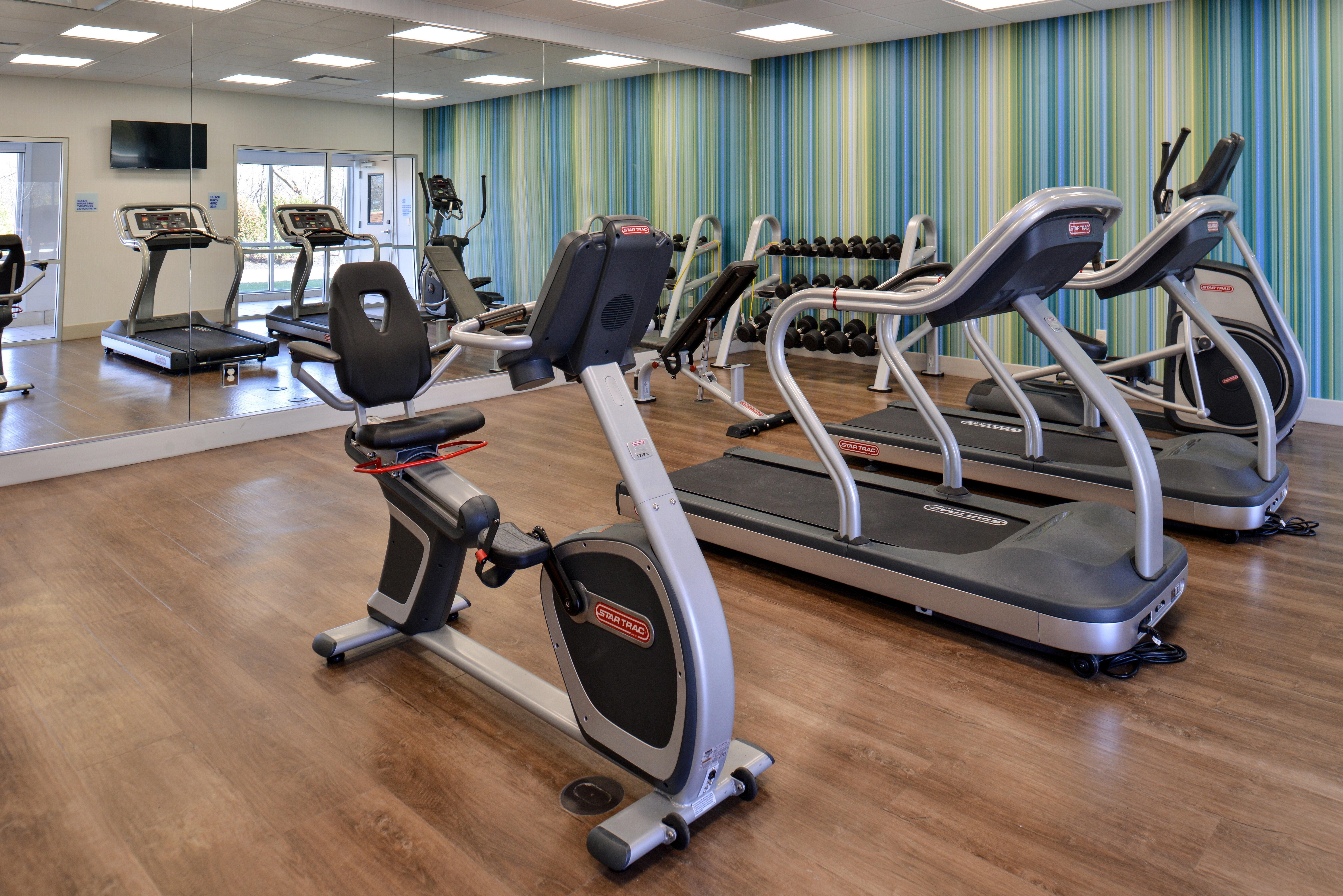 Holiday Inn Express & Suites Farmington Hills - Detroit By Ihg Εξωτερικό φωτογραφία