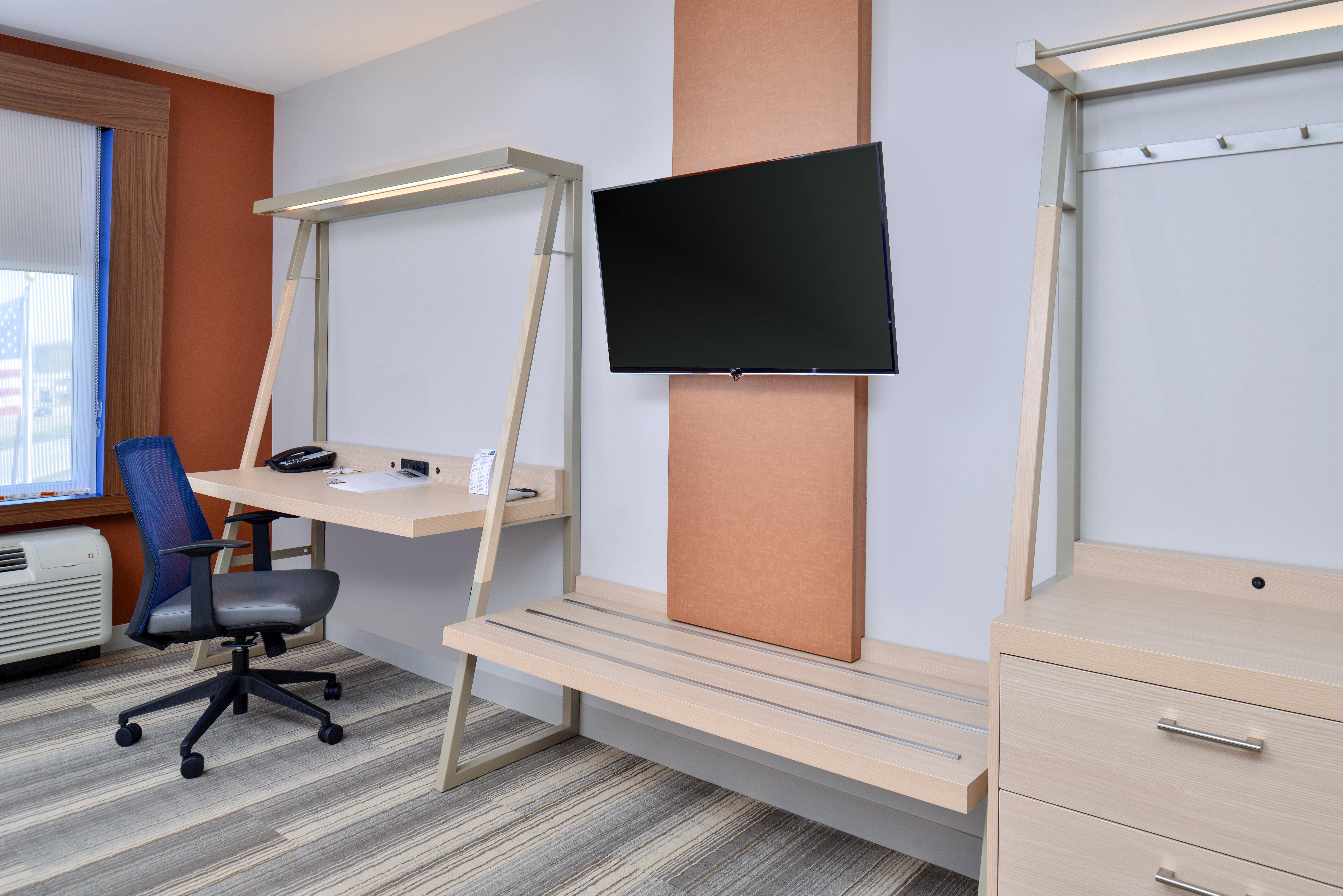 Holiday Inn Express & Suites Farmington Hills - Detroit By Ihg Εξωτερικό φωτογραφία